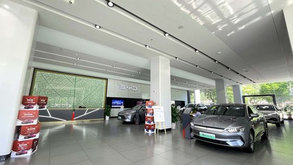 佛山比亞迪盛世新景 領航新能源汽車消費新體驗